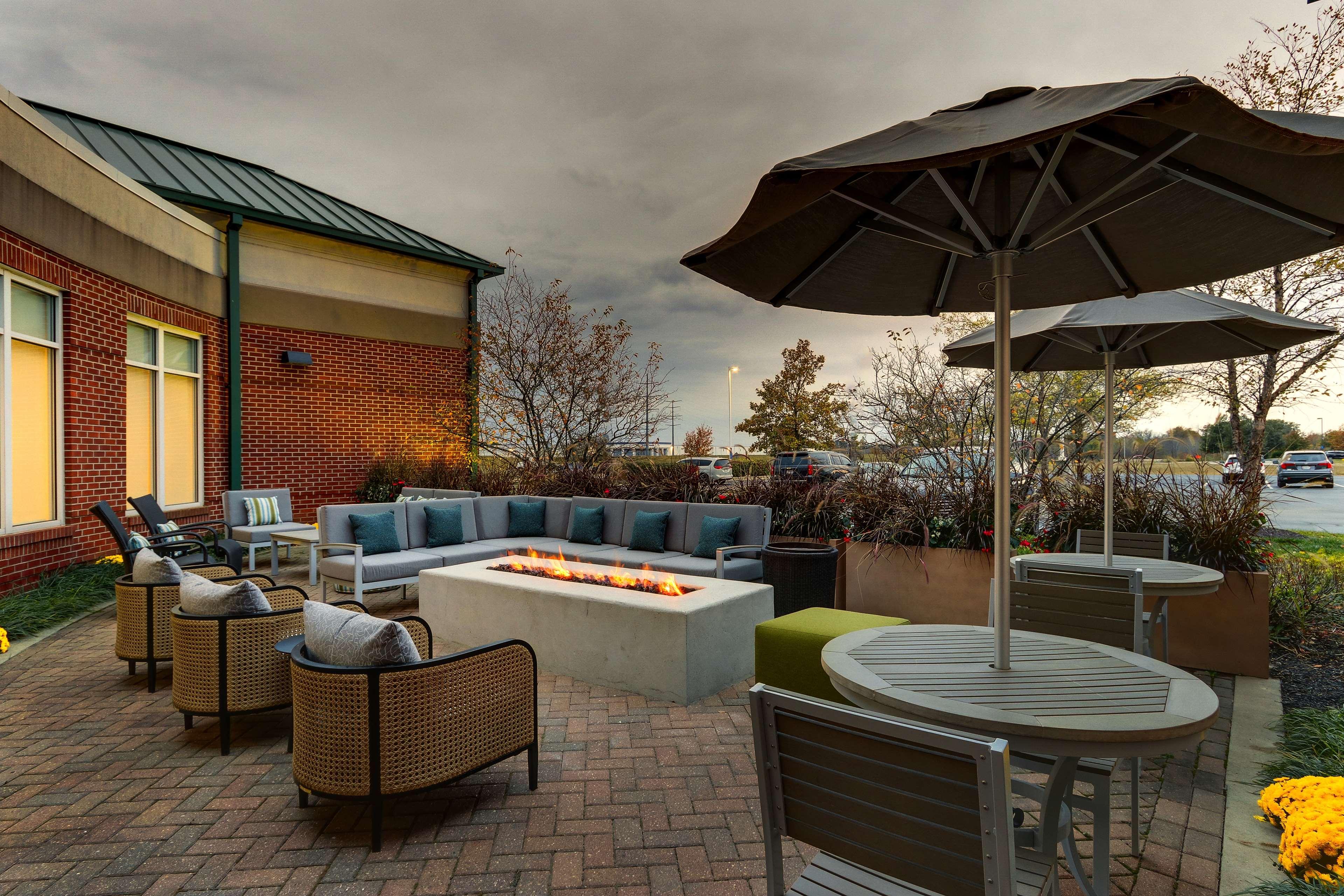 Hilton Garden Inn Indianapolis Airport Plainfield Εξωτερικό φωτογραφία